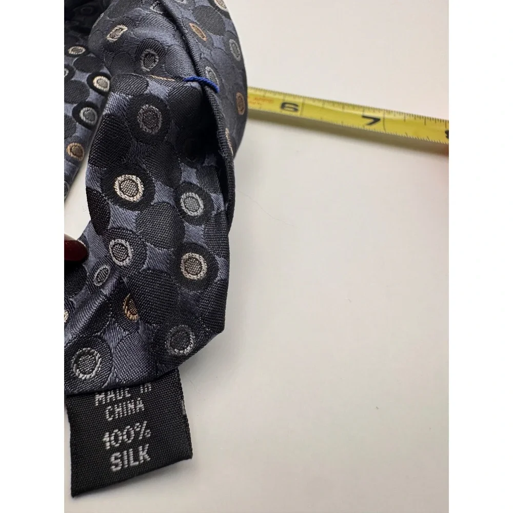 New Kenneth Cole Reaction Blue Gray Geometric Dot Silk Tie NWT 3.5